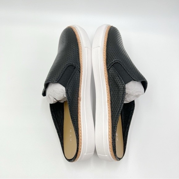 Aerosoles Women's Niagara Black Leather Slip On Mules Sneakers Shoes  Size 6 NEW - Picture 8 of 13